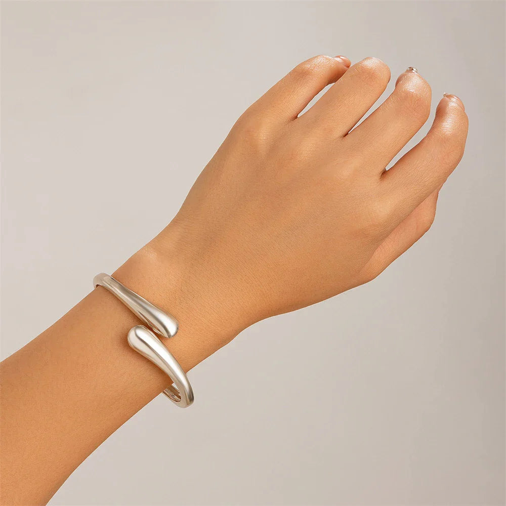 DANIELLE™ – Bracelet Jonc Moderne et Épuré
