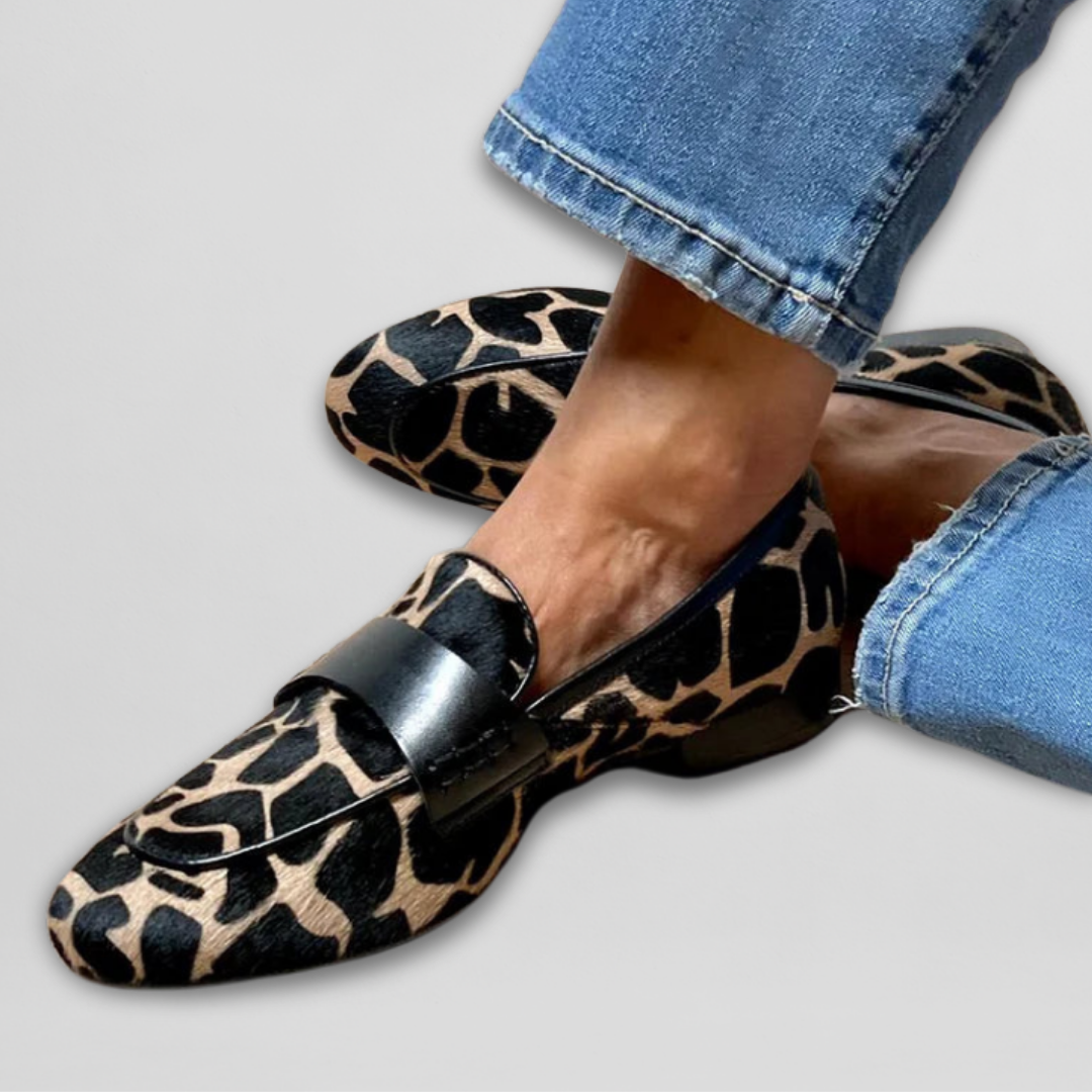 Vivienne™ | Leopard Print Loafer