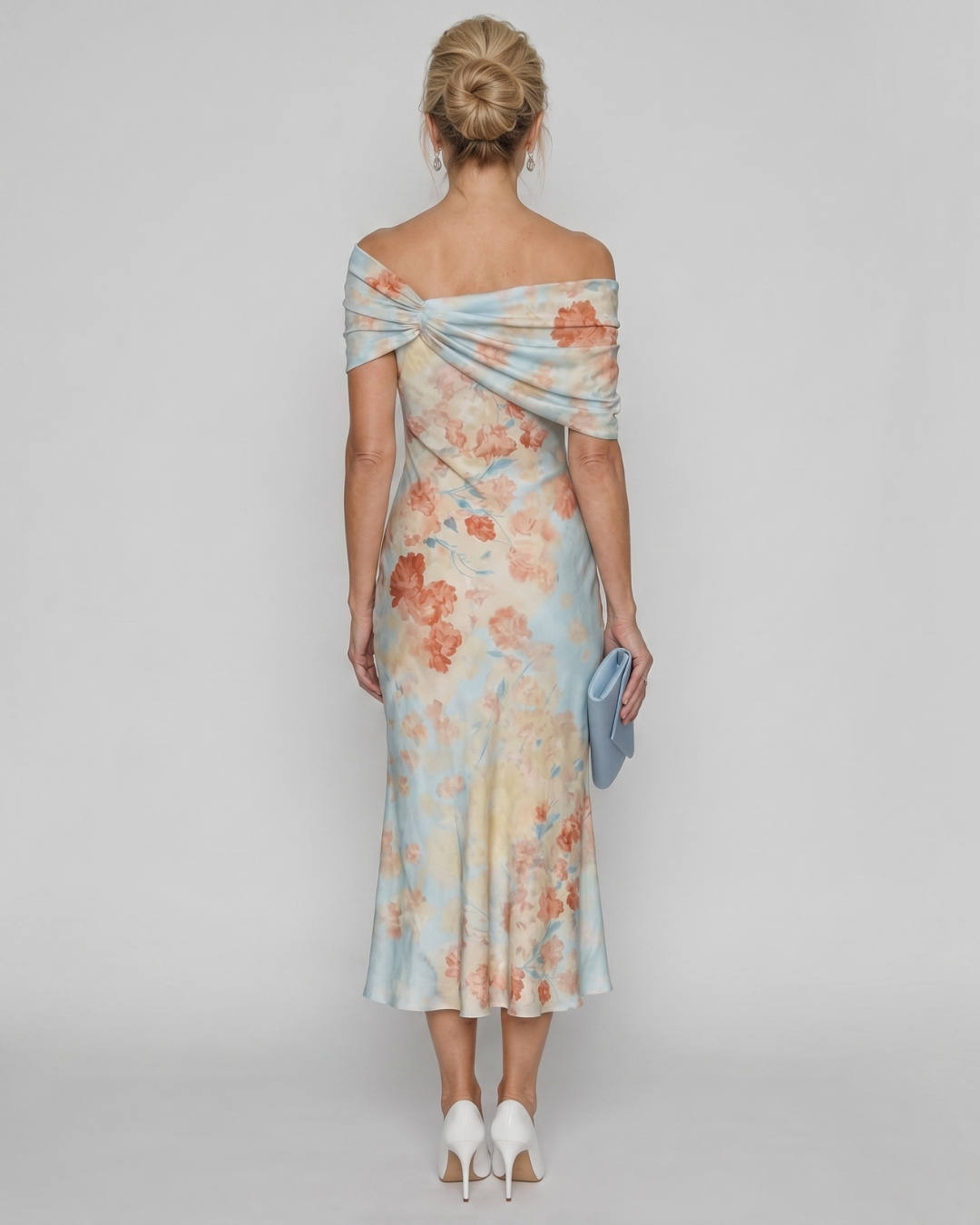 Imore | Robe Midi Ajustée à Fleurs Douces à Épaules Dégagées