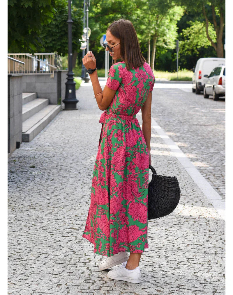 Noelia | Elegant dress with V-neckline