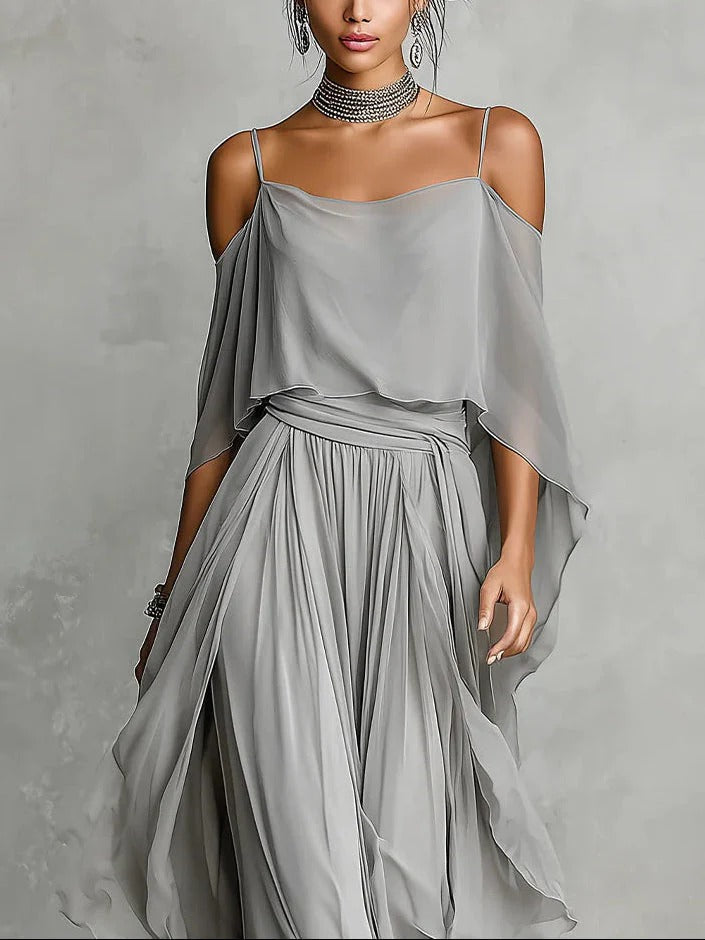 Isabela | Ensemble fluide gris avec top à bretelles spaghetti et pantalon léger