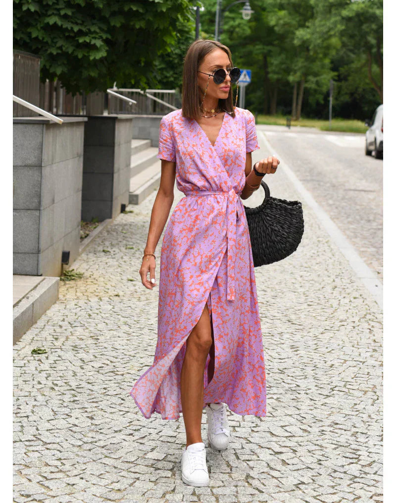 Noelia | Elegant dress with V-neckline